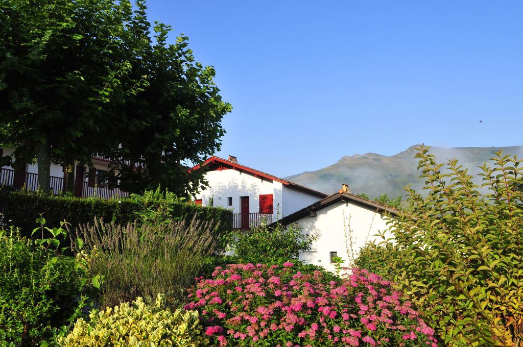 Vvf Pays Basque Sare La Rhune Exterior foto